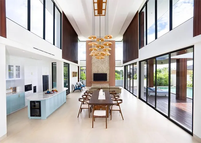 Villa Umah Healing: Exceptional 7br In