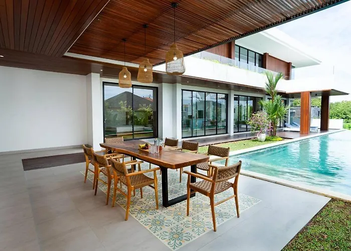 Villa Umah Healing: Exceptional 7br In *