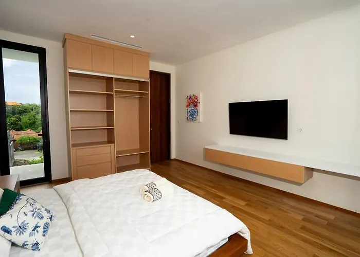 Villa Umah Healing: Exceptional 7br In *